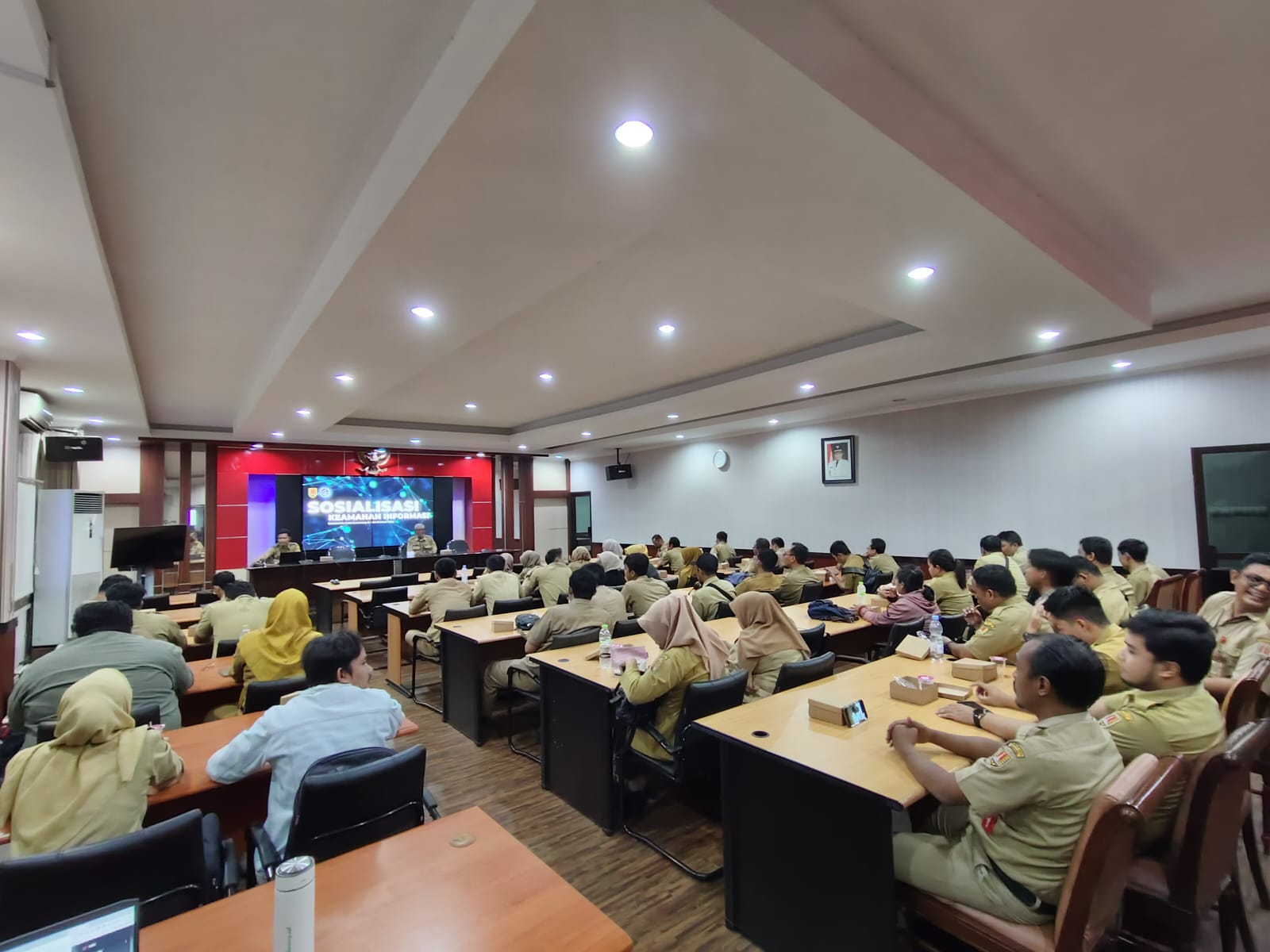 DISKOMINFO Kota Semarang Gelar Sosialisasi Keamanan Informasi dan DBHCHT